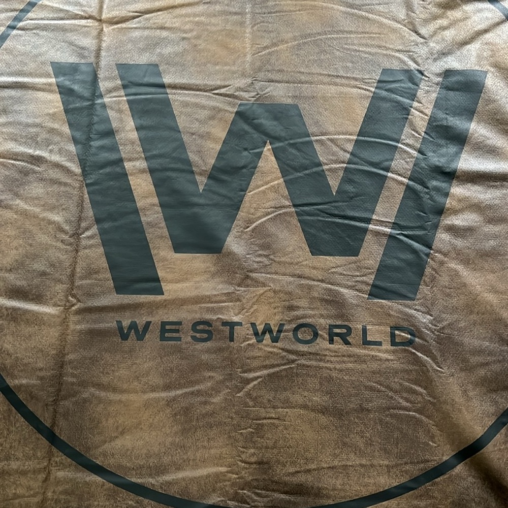 WestWorld Logo 45”x60” Sherpa Lined Faux Leather Look Stadium Throw Blanket - Picture 2 of 6
